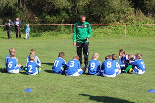 爱游戏官方入口-法甲青训引入情境压力模拟提升应对突发战术变化能力，法甲青训排名